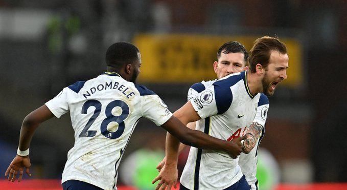 活塞全场24次失误葬送好局，本赛季首次连败&杯赛出局（24次失误毁掉胜机，活塞本季首遭连败并无缘杯赛）