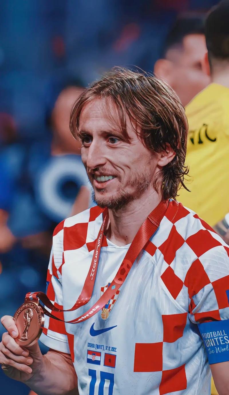 姆巴佩PK哈兰德！世界杯分组出炉，阿根廷收获大礼包，诞生5大不可思议（姆巴佩对飙哈兰德！世界杯分组揭晓，阿根廷签运爆棚，五大离奇看点诞生）