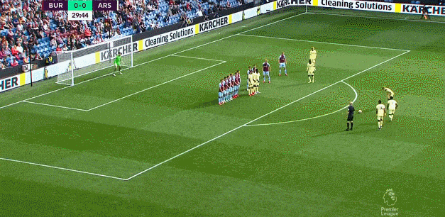 刘健：邵佳一做到了对每个人都公平，下班在路上也要思考问题（刘健称邵佳一对所有人公平，连下班路上也在琢磨工作）