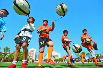 CBA：广东险胜辽宁战术较量