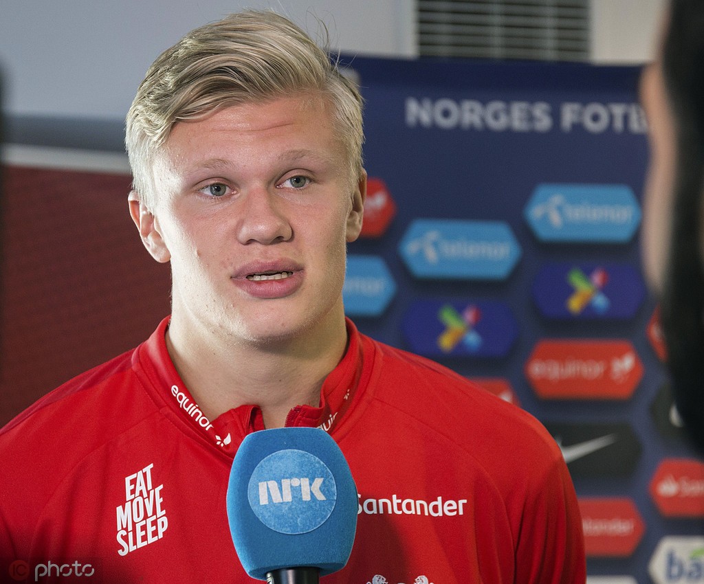 湖人141-116老鹰！老詹及时醒悟，东契奇两点该夸，一人该被重用