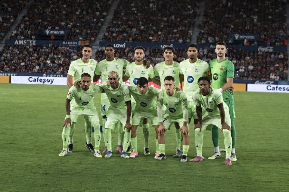 国安vs河南半场数据：控球率56%-44%，河南半场0射正（半场数据：国安控球56%-44%占上风，河南0次射正）