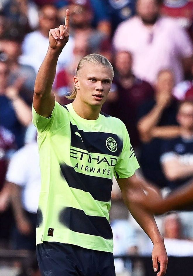 LPL季后赛大戏来袭！IG再战BLG，能否三擒成功晋级？